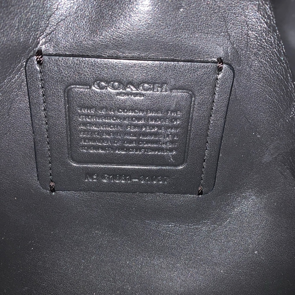 Authentic Coach Shoulder Bag - Picture 9 of 10